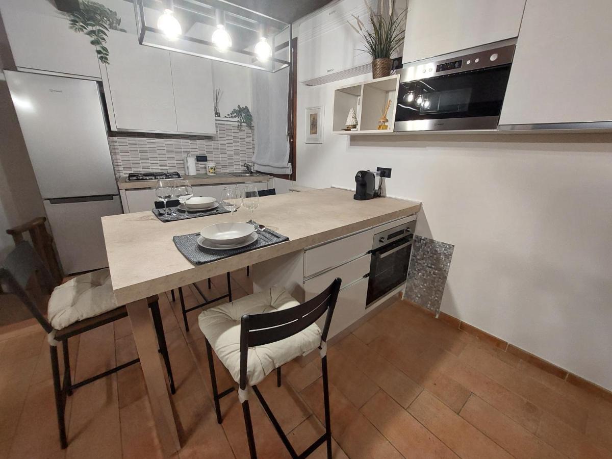 Dodo'S House Hotel Ferrara Bagian luar foto