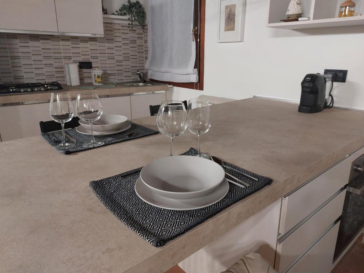 Dodo'S House Hotel Ferrara Bagian luar foto